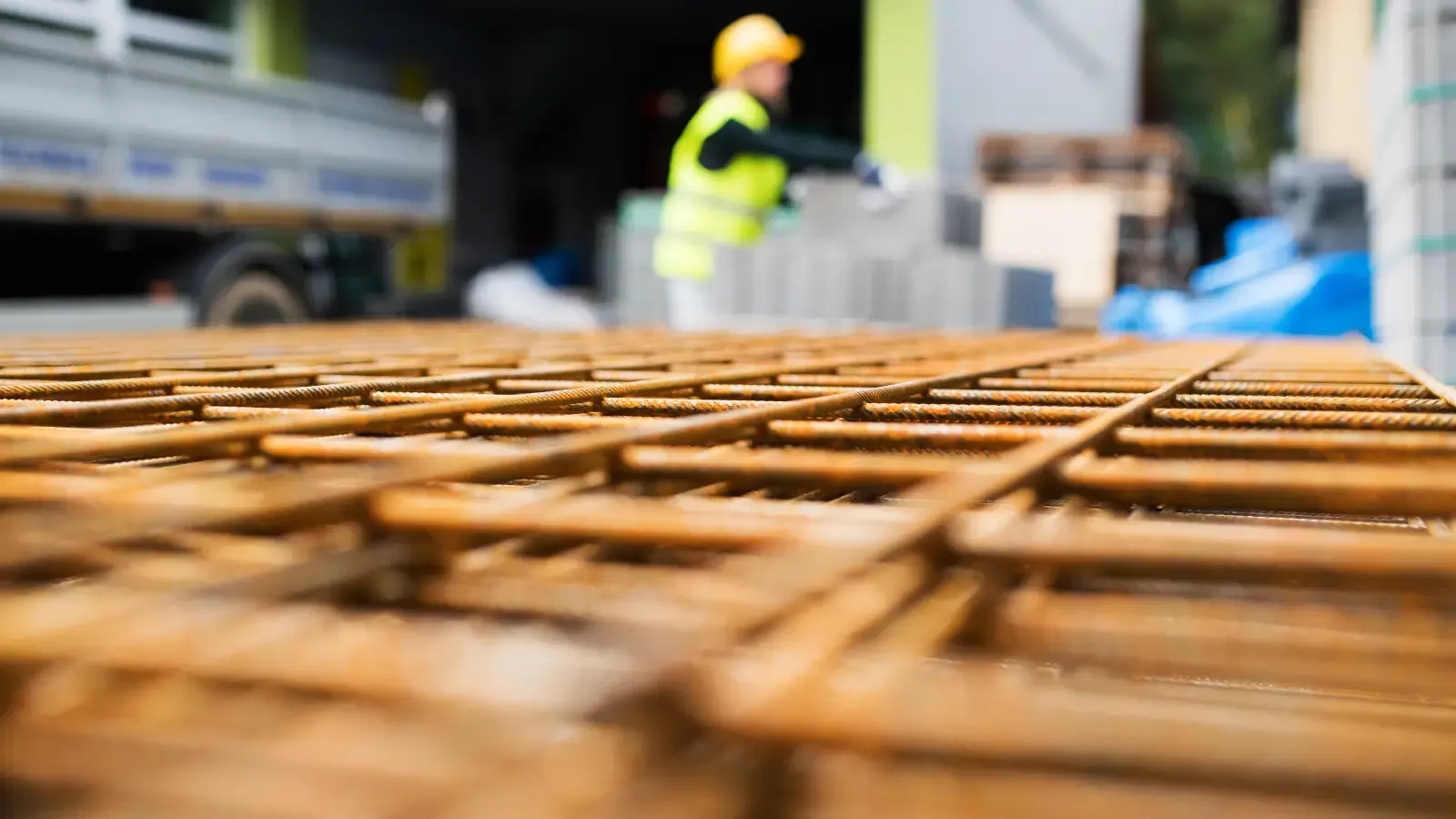 Shipping-Steel-Bars-Rebar
